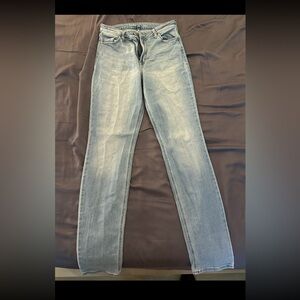 Old navy jeans HIGH-RISE
WOW STRAIGHT size 8 LONG